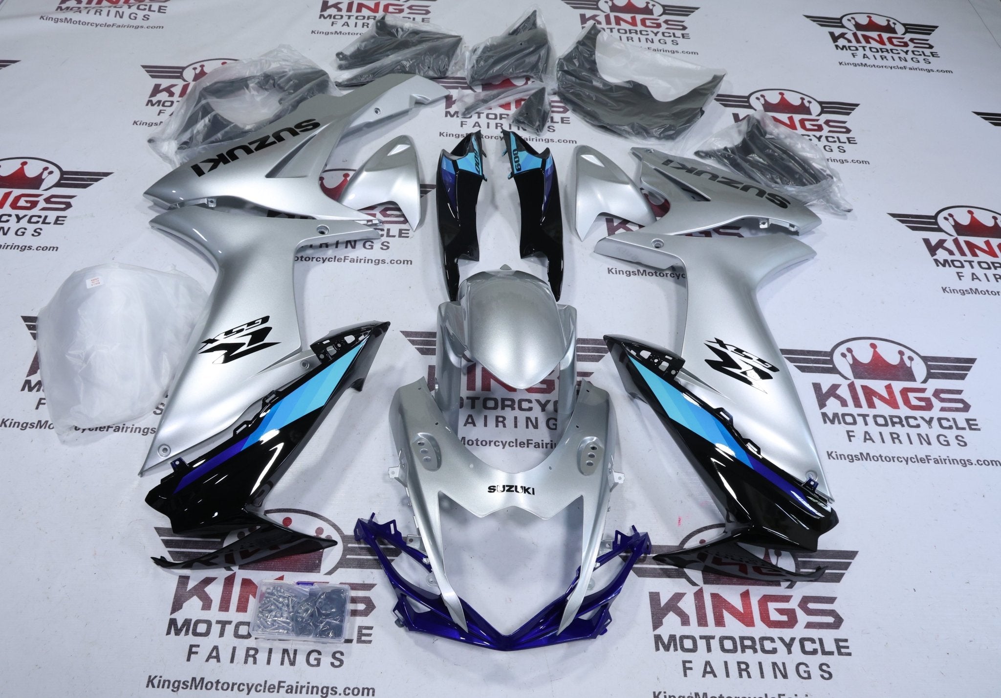 Suzuki GSXR600 Fairings (2025-2026) Gloss Silver, Blue, Black from KingsMotorcycleFairings.com