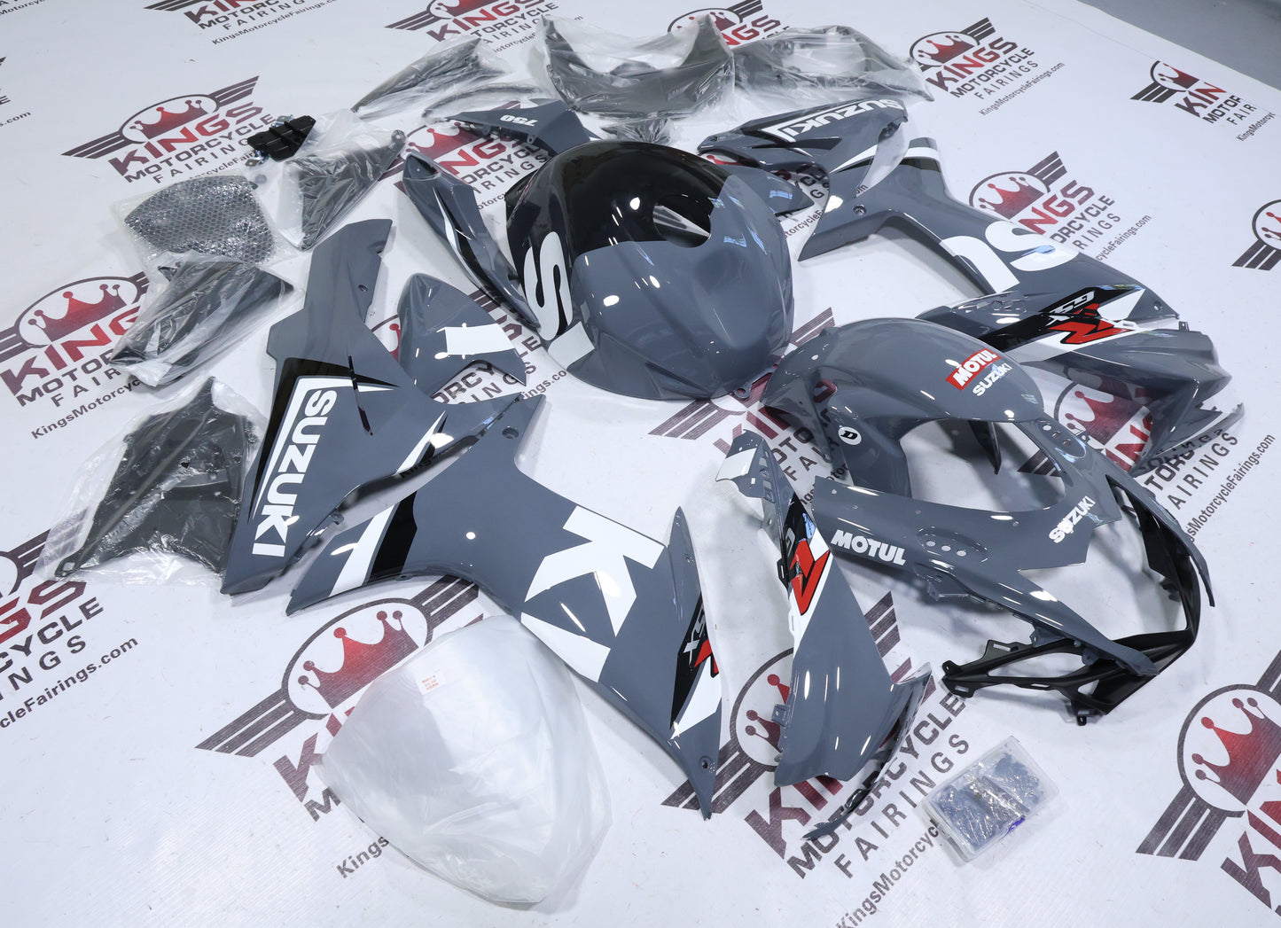 Suzuki GSXR600 Fairings (2025-2026) Gray, White, Black, Red at KingsMotorcycleFairings.com