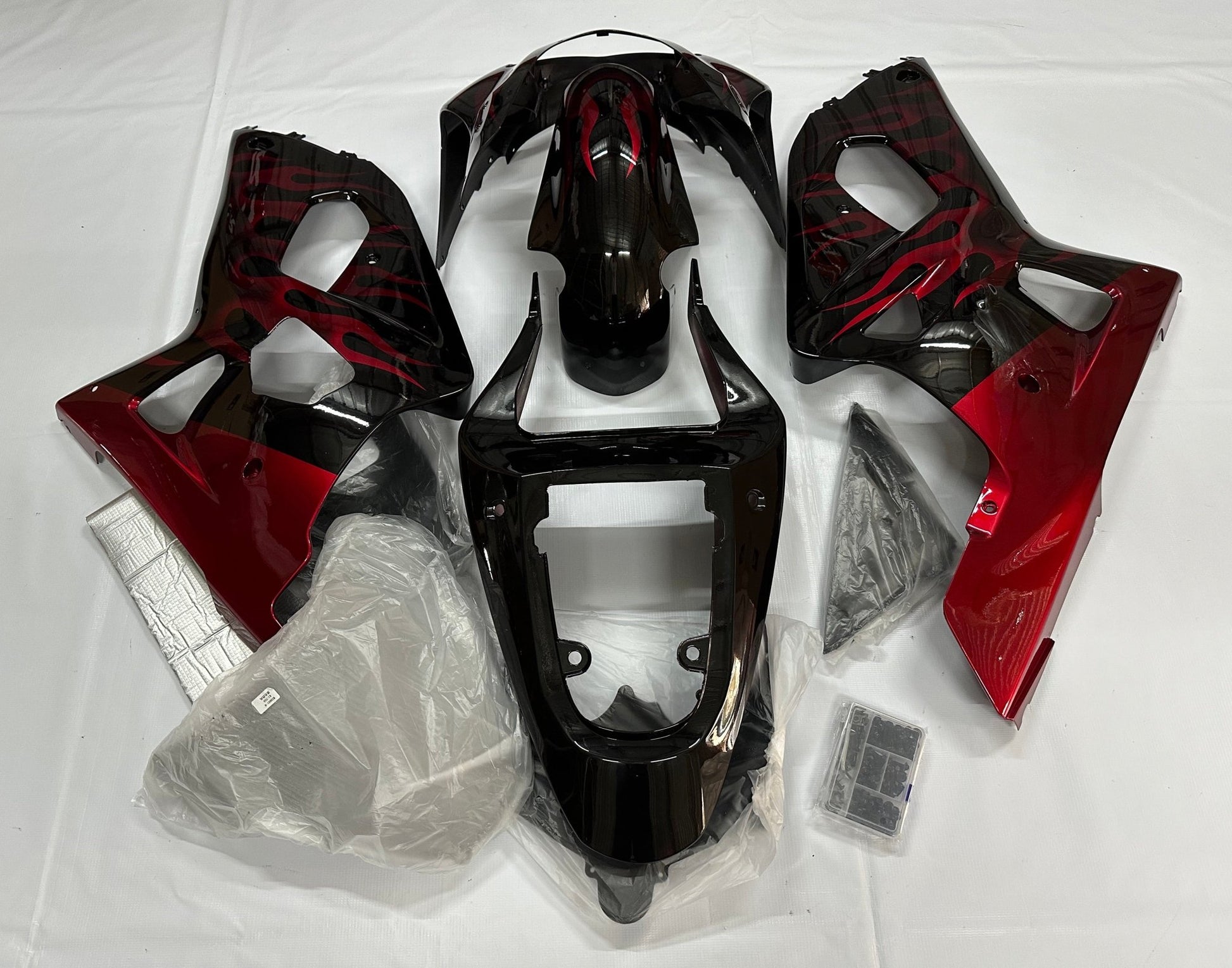Suzuki GSXR600 (2000-2003) Black & Red Flame Fairings at KingsMotorcycleFairings.com