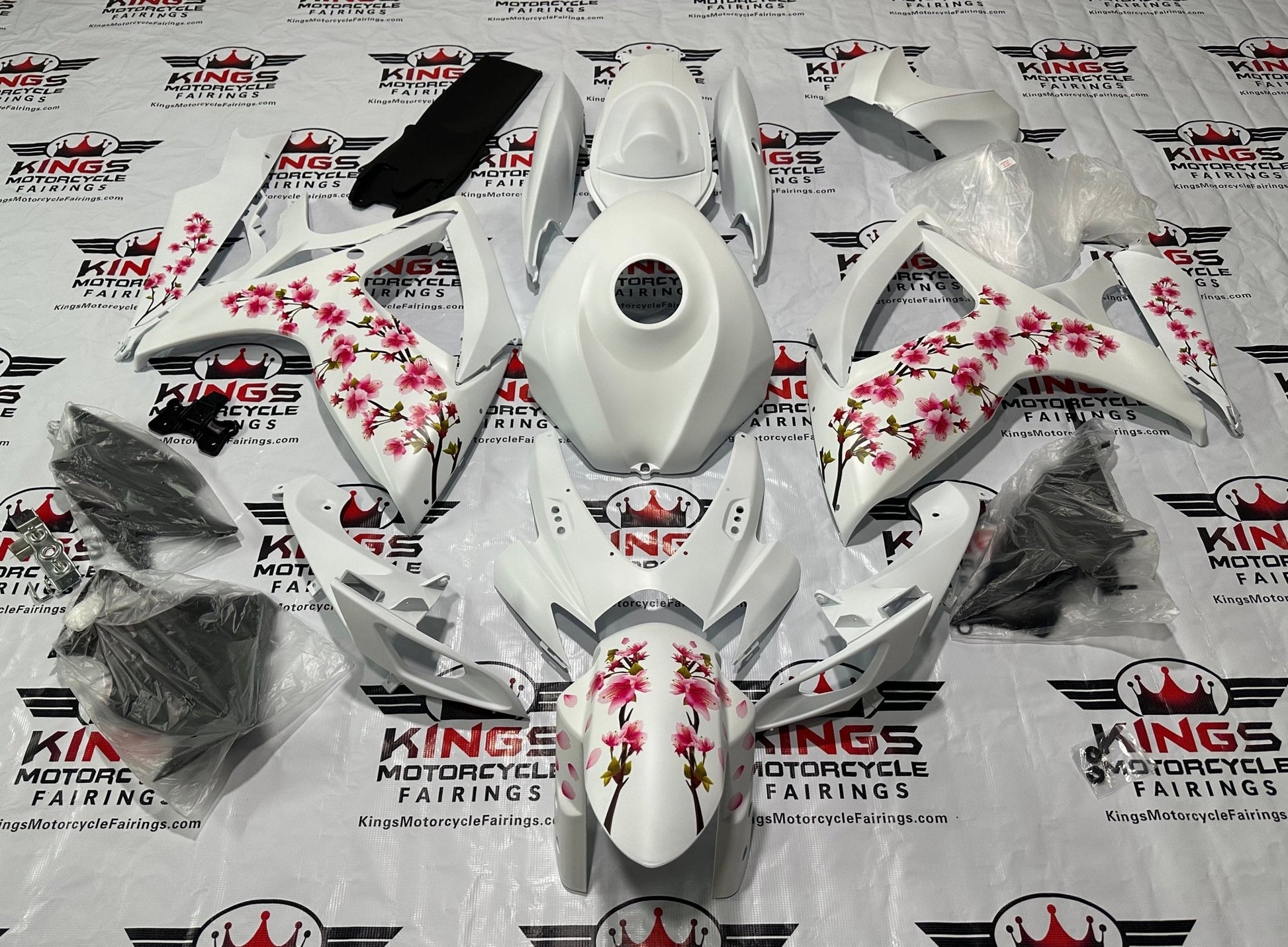 Suzuki GSXR600 (2006-2007) Matte White Cherry Blossom Fairings at KingsMotorcycleFairings.com