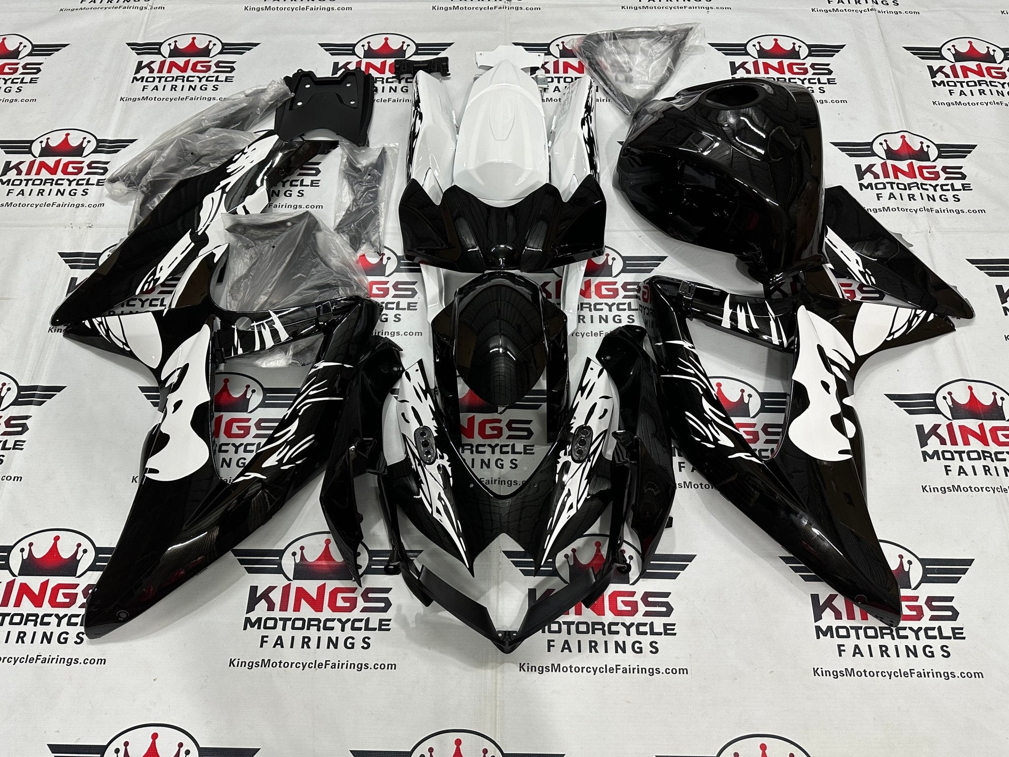 Suzuki GSXR750 Fairing Kit (2008-2010) Black, White, Woman at KingsMotorcycleFairings.com
