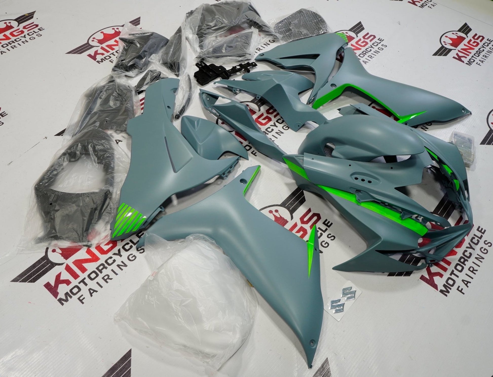 Suzuki GSXR750 Fairing Kit (2025-2026) Matte Blue Gray, Lime Green at KingsMotorcycleFairings.com