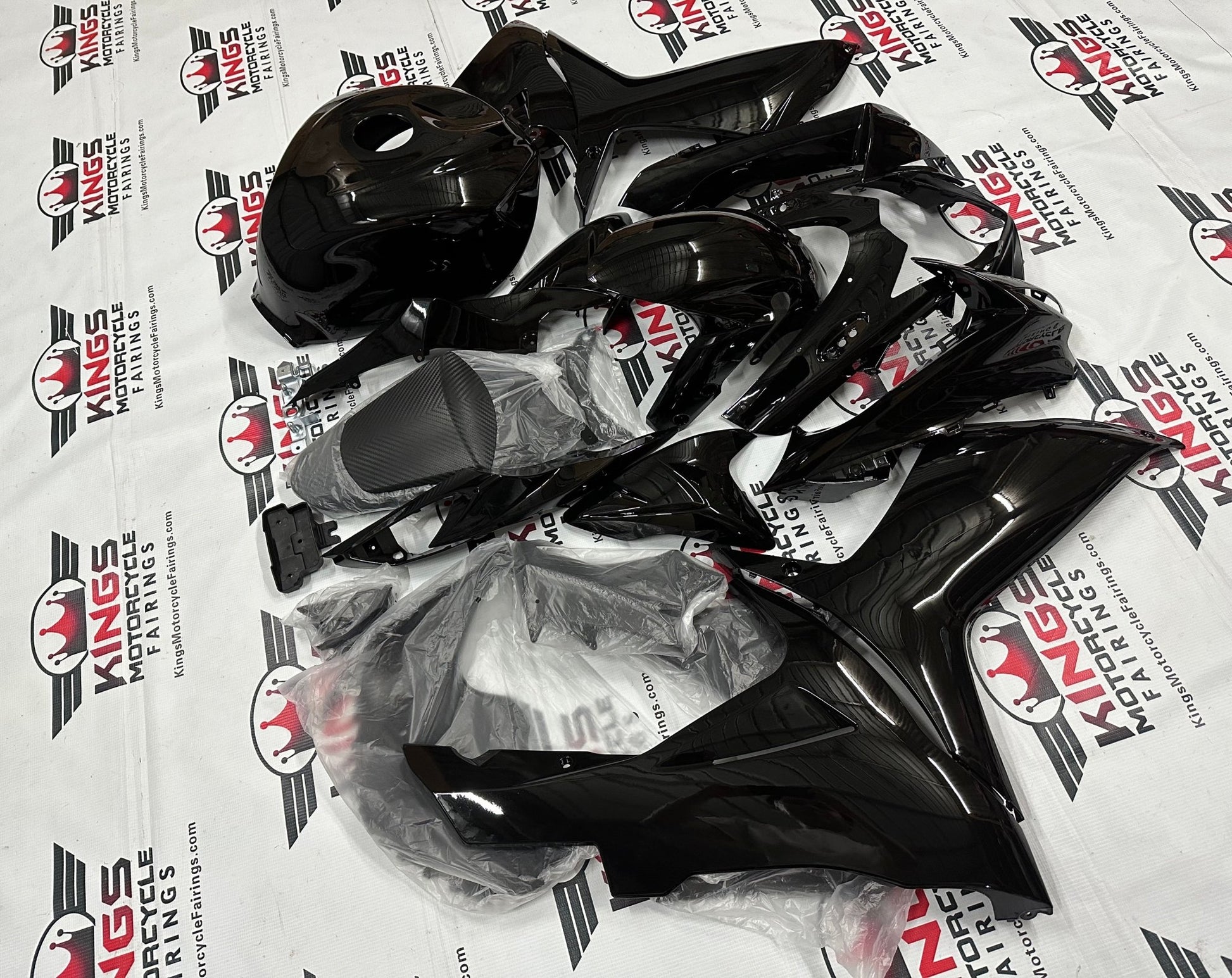 Suzuki GSXR750 Fairing Set (2025-2026) All Black at KingsMotorcycleFairings.com