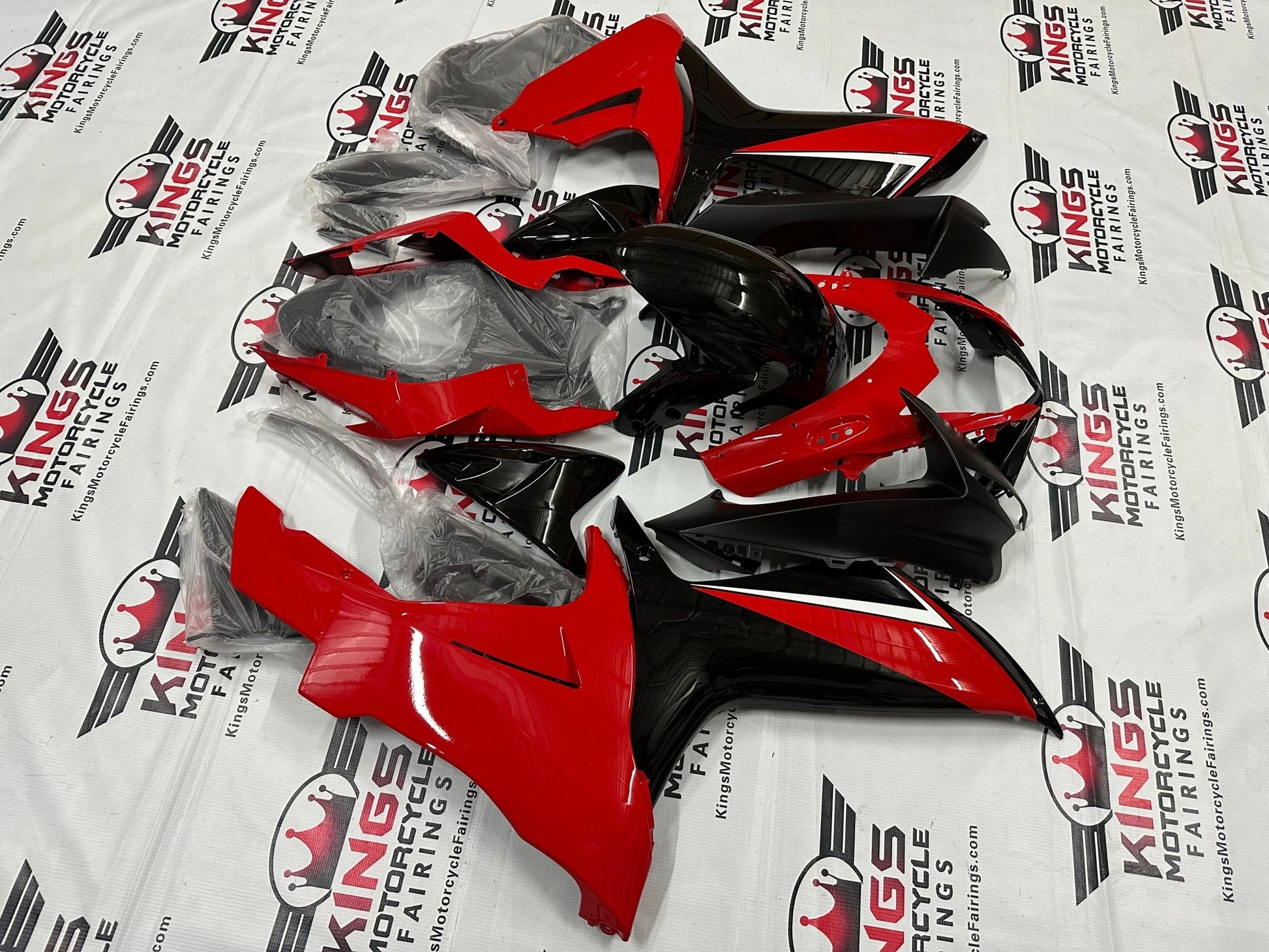 Suzuki GSXR 750 Fairings (2025-2026) Red Gloss, Black Gloss at KingsMotorcycleFairings.com