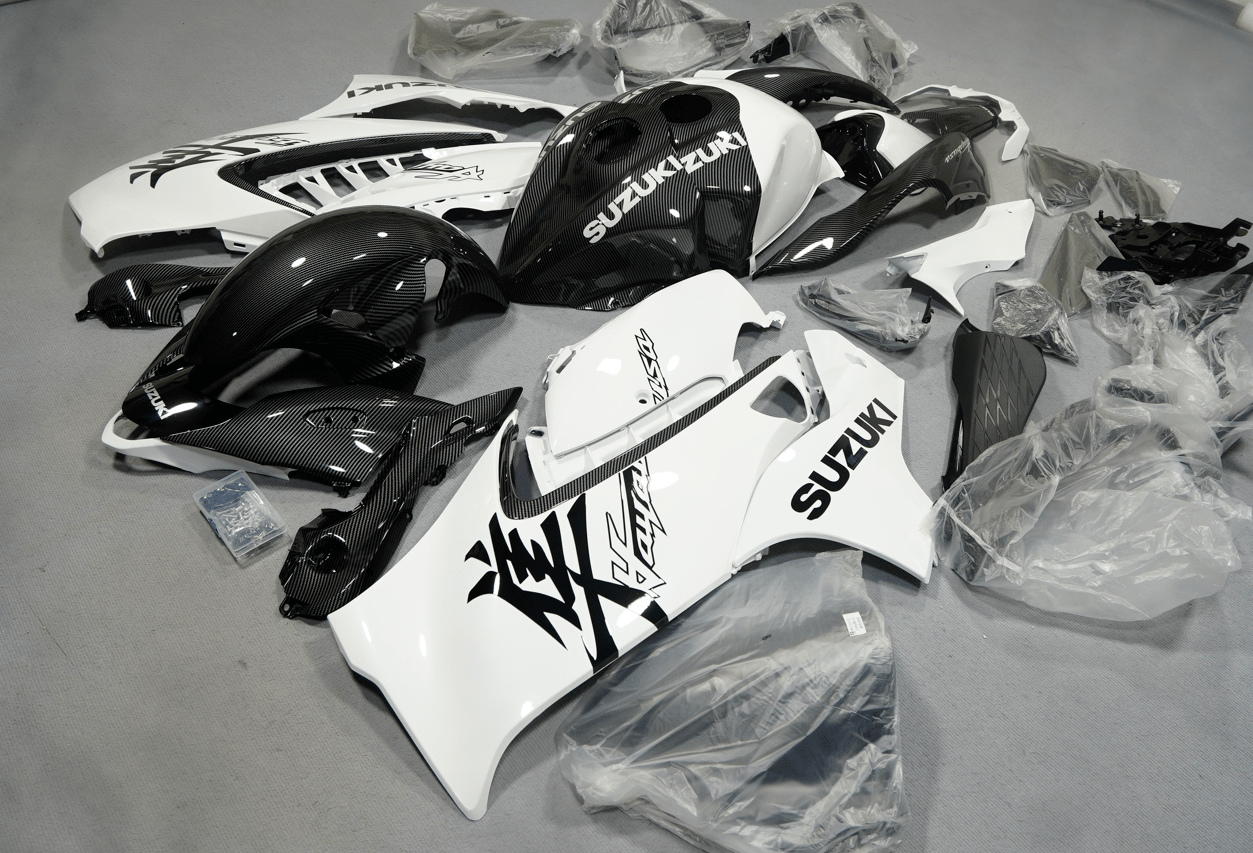 Suzuki Hayabusa Fairings (2021-2025) White, Faux Carbon Fiber at KingsMotorcycleFairings.com