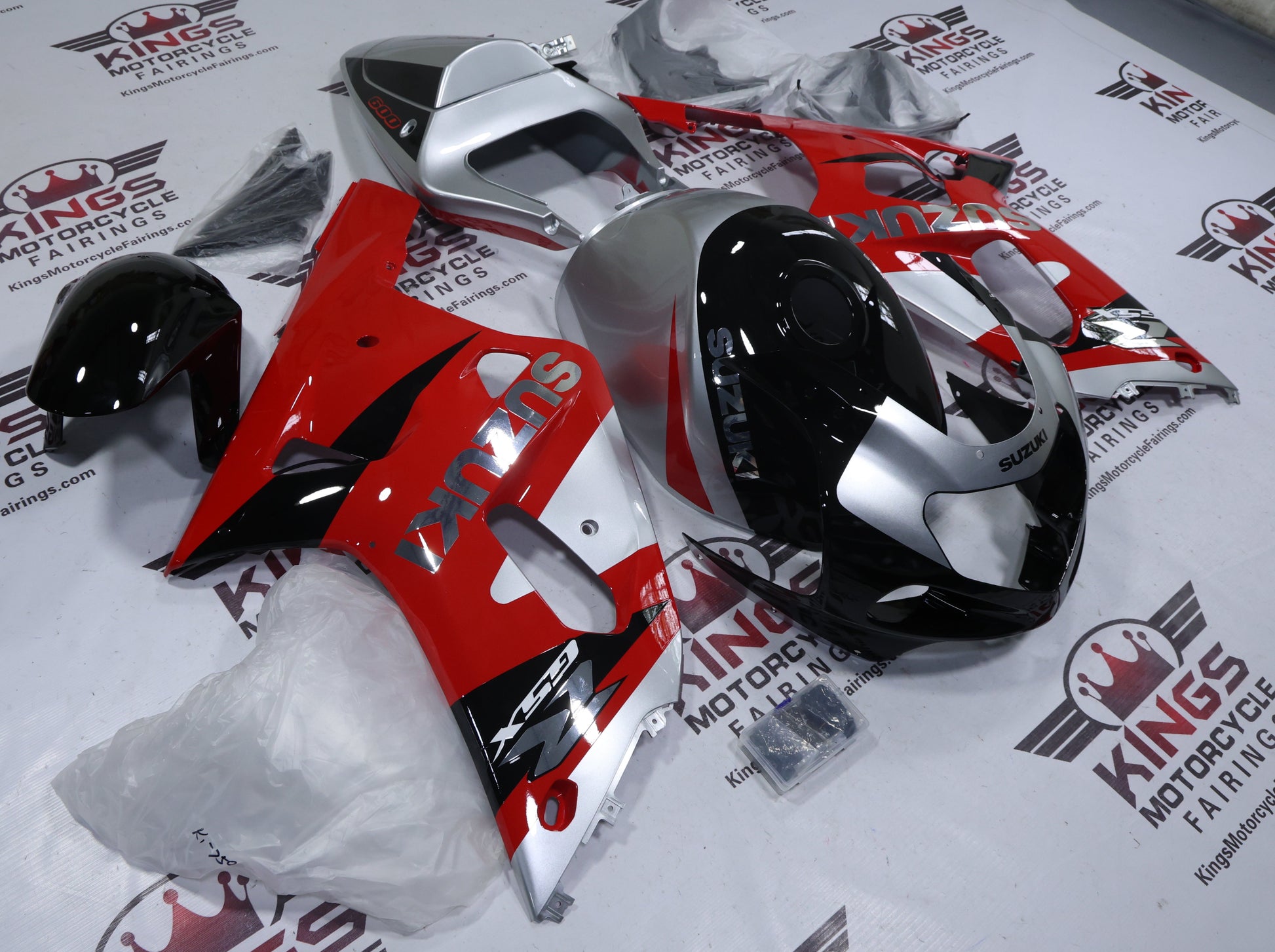 Suzuki GSX-R600 Fairings (2000-2003) Red, Silver, Black, Chrome at KingsMotorcycleFairings.com
