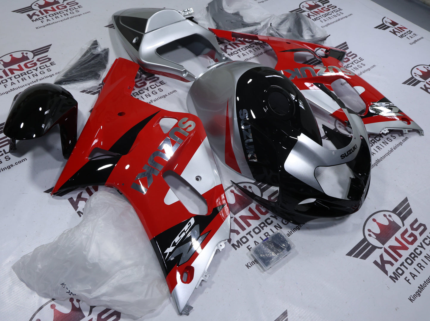 Suzuki GSX-R750 Fairings (2000-2003) Red, Silver, Black, Chrome from KingsMotorcycleFairings.com