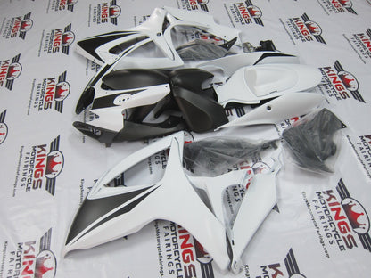 Suzuki GSXR750 Fairings (2006-2007) Matte White & Matte Silver at KingsMotorcycleFairings.com