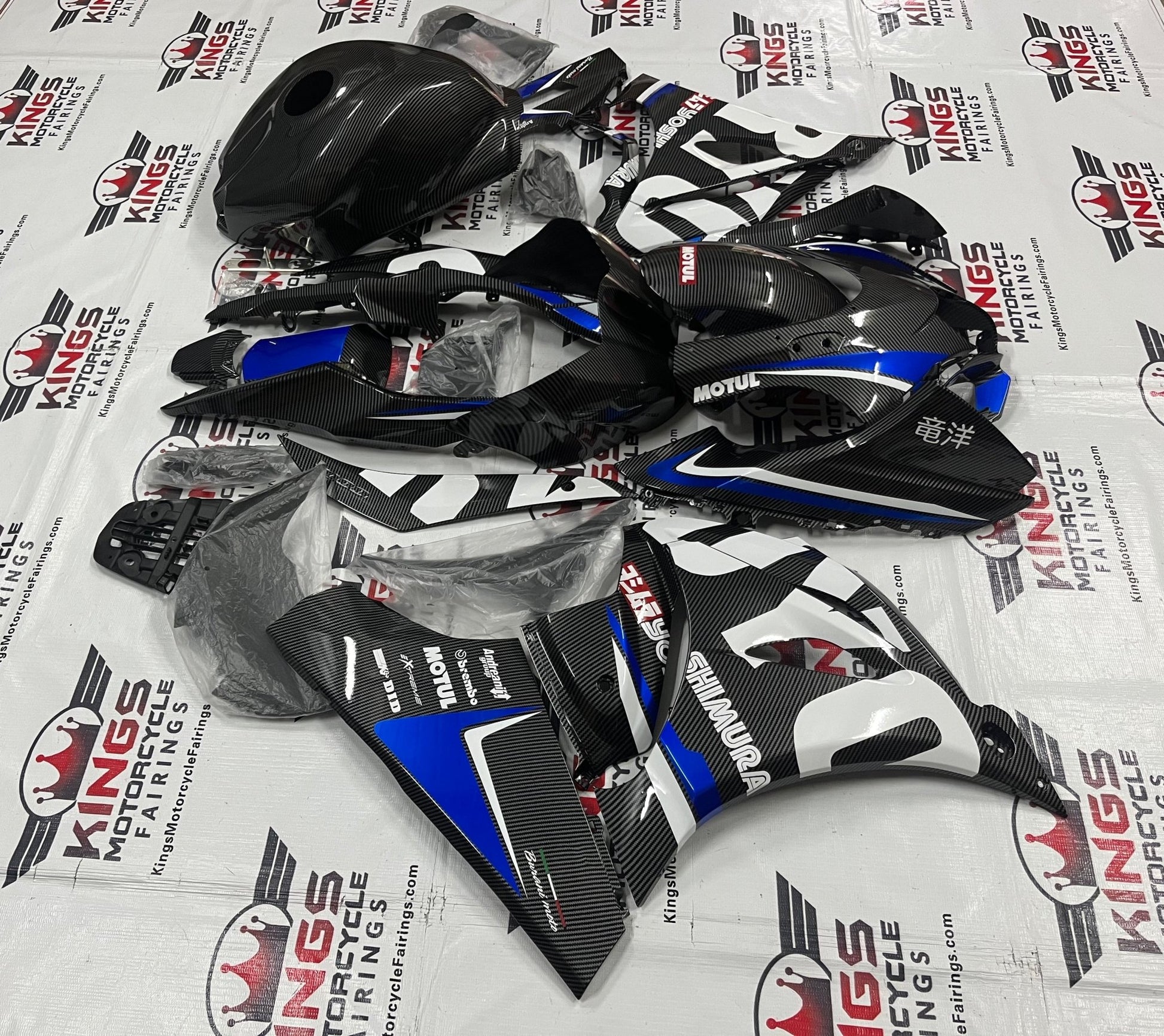 Suzuki GSXR 1000 (2017-2025) Fairings in Faux Carbon Fiber, Blue, White at KingsMotorcycleFairings.com