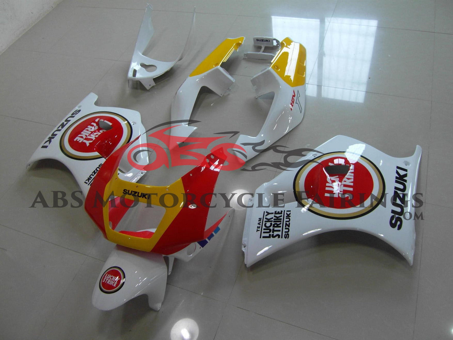 Suzuki RGV250 VJ22 Fairings (1991-1996) White, Red, Yellow from KingsMotorcycleFairings.com