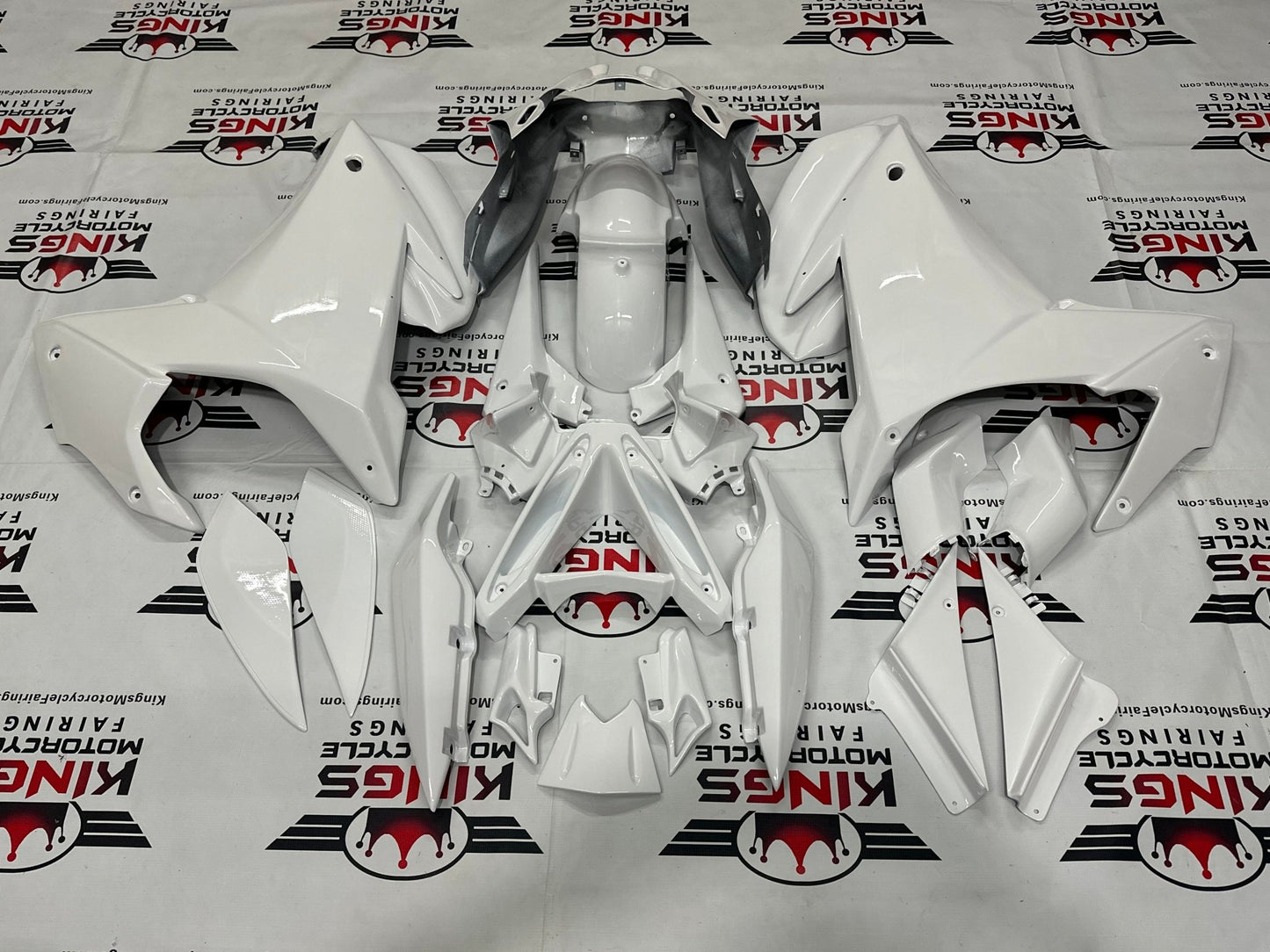 Yamaha FZ6R Fairing Set (2009-2015) White at KingsMotorcycleFairings.com