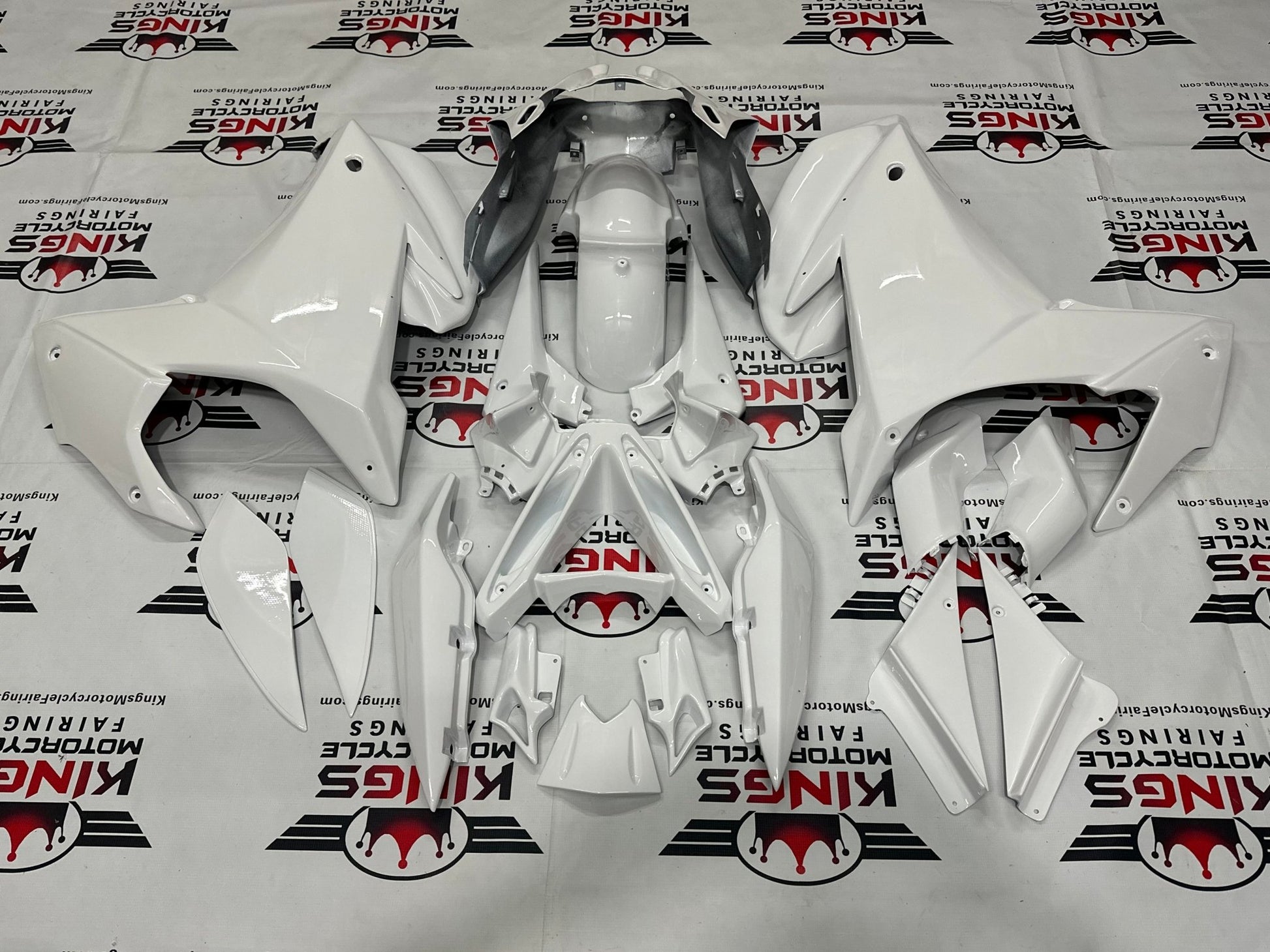 Yamaha FZ6R Fairing Set (2009-2015) White at KingsMotorcycleFairings.com