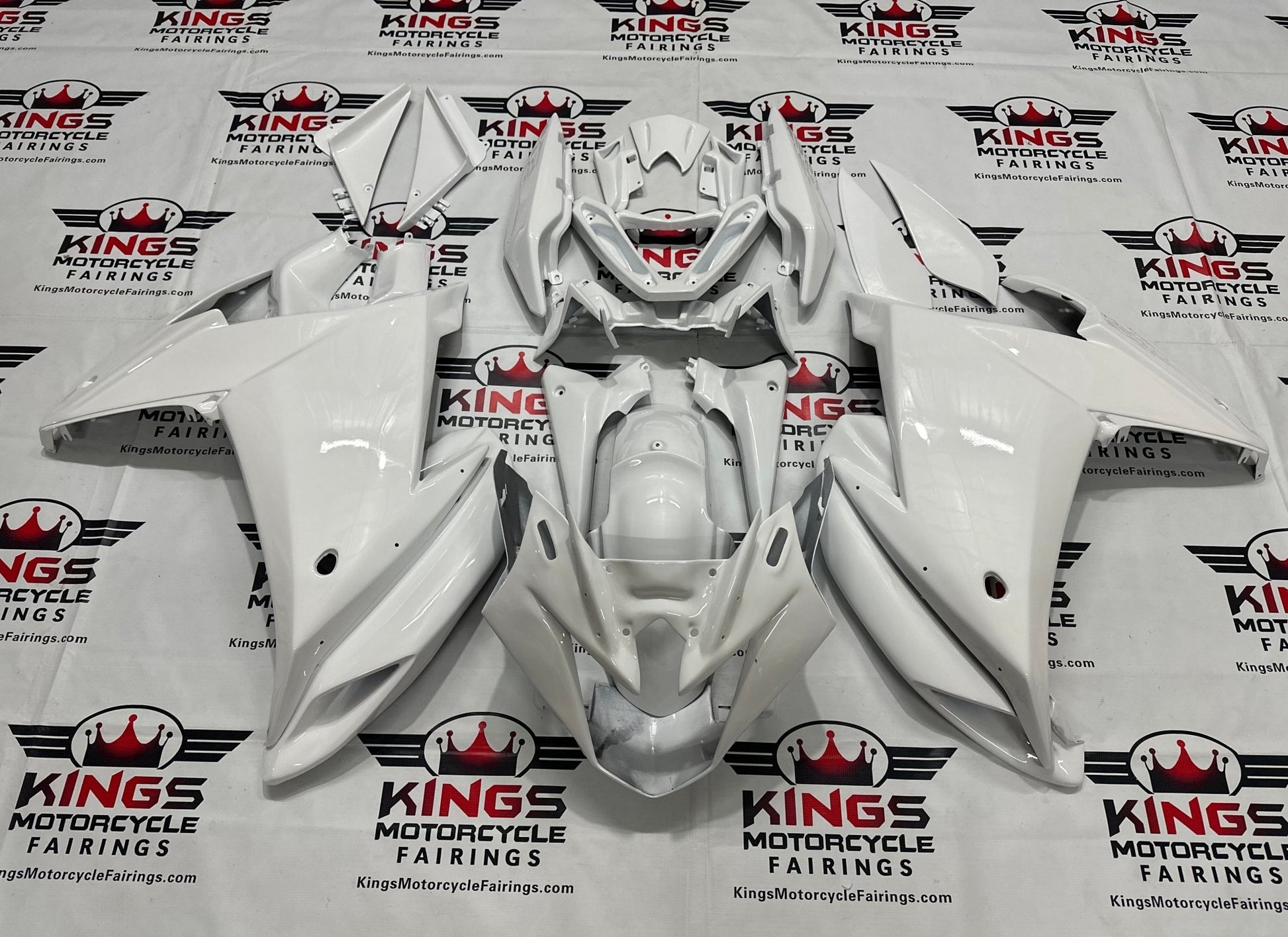 Yamaha FZ6R Fairings (2009-2015) White at KingsMotorcycleFairings.com