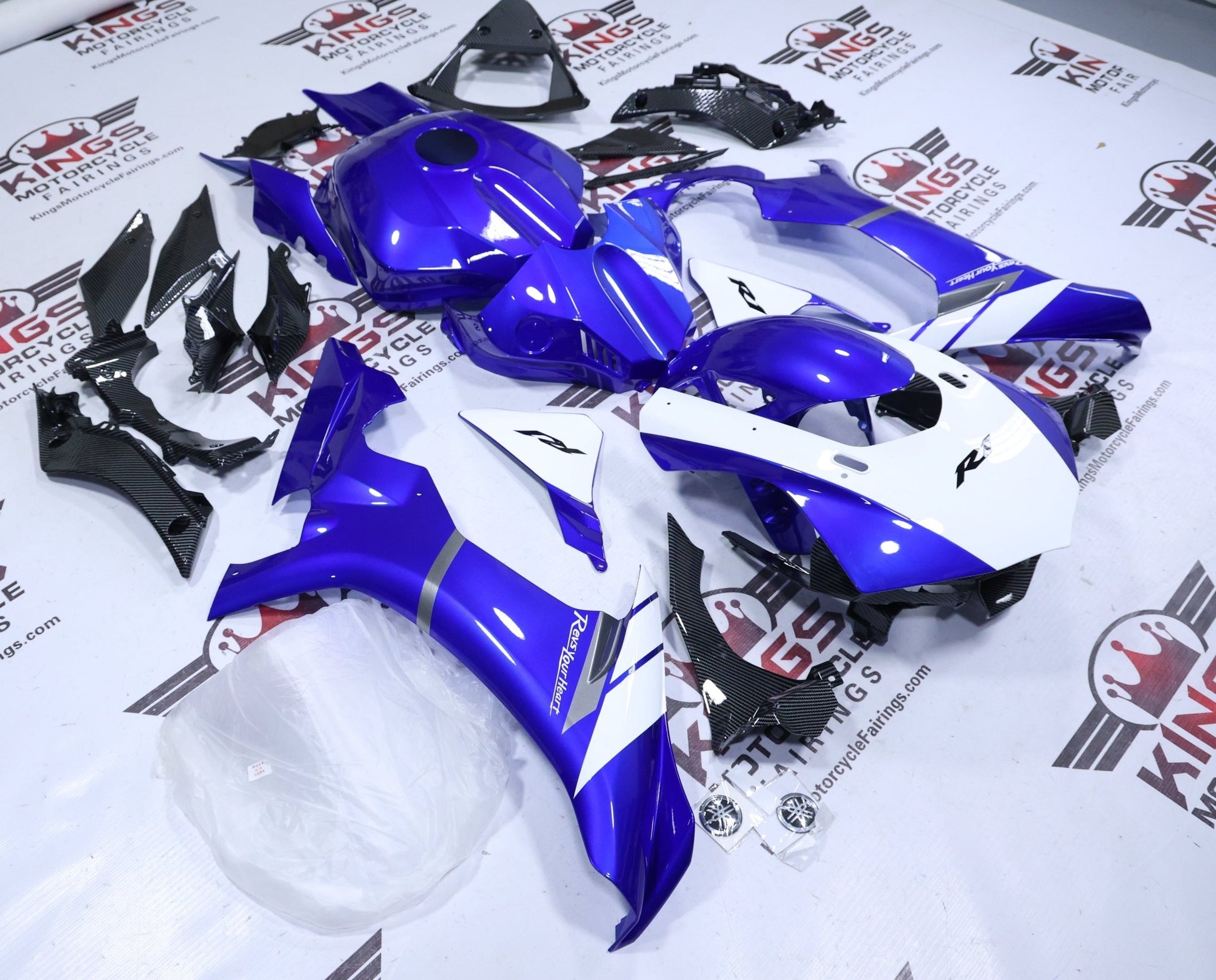 Yamaha R1 Fairing Kit (2015-2019) Blue, White, Gray, Faux Carbon Fiber at KingsMotorcycleFairings.com