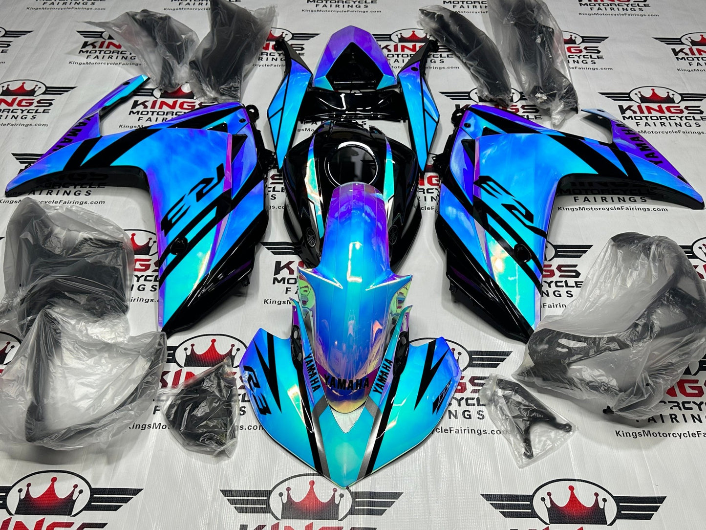 Yamaha R3 Fairings (2015-2018) Chrome Blue, Pink, Black, Chameleon from KingsMotorcycleFairings.com