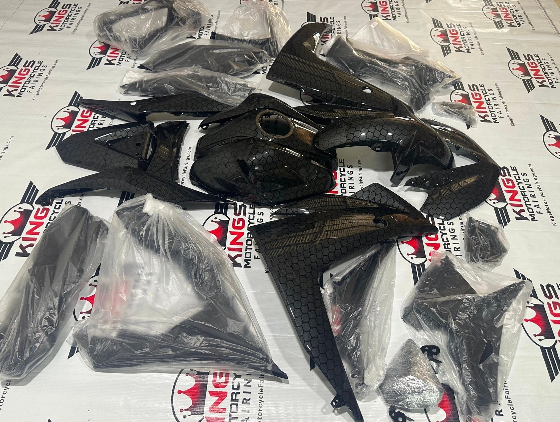 Yamaha R3 Fairings (2015-2018) Honeycomb Faux Carbon Fiber at KingsMotorcycleFairings.com