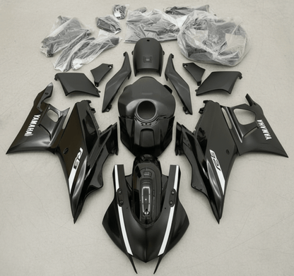 Yamaha YZF-R3 Fairings (2022-2024) Black Gloss, White at KingsMotorcycleFairings.com