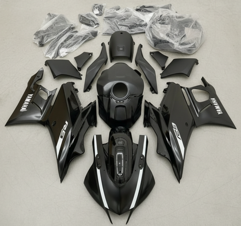 Yamaha YZF-R3 Fairings (2022-2024) Black Gloss, White at KingsMotorcycleFairings.com