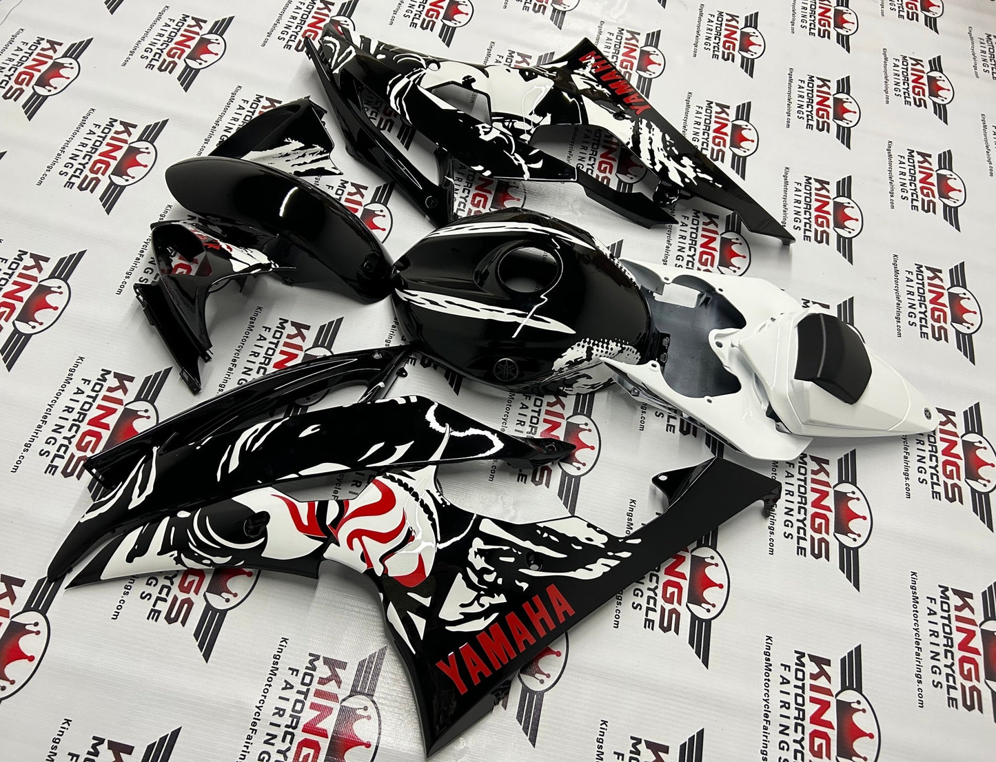 Yamaha R6 Fairings (2008-2016) Black, White, Red, Japanese Geisha at KingsMotorcycleFairings.com