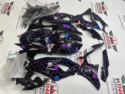 Yamaha R7 Fairings (2021-2025) Black, Purple, Blue Honeycomb at KingsMotorcycleFairings.com