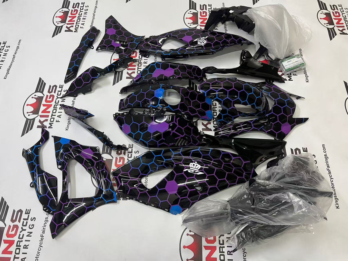 Yamaha R7 Fairings (2021-2025) Black, Purple, Blue Honeycomb from KingsMotorcycleFairings.com
