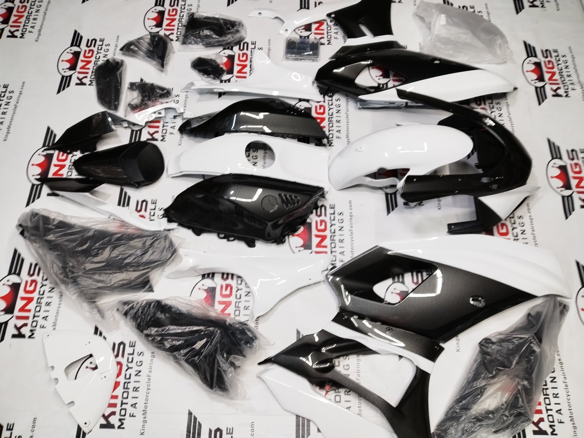Yamaha R7 Fairings (2021-2025) Faux Carbon Fiber, White from KingsMotorcycleFairings.com