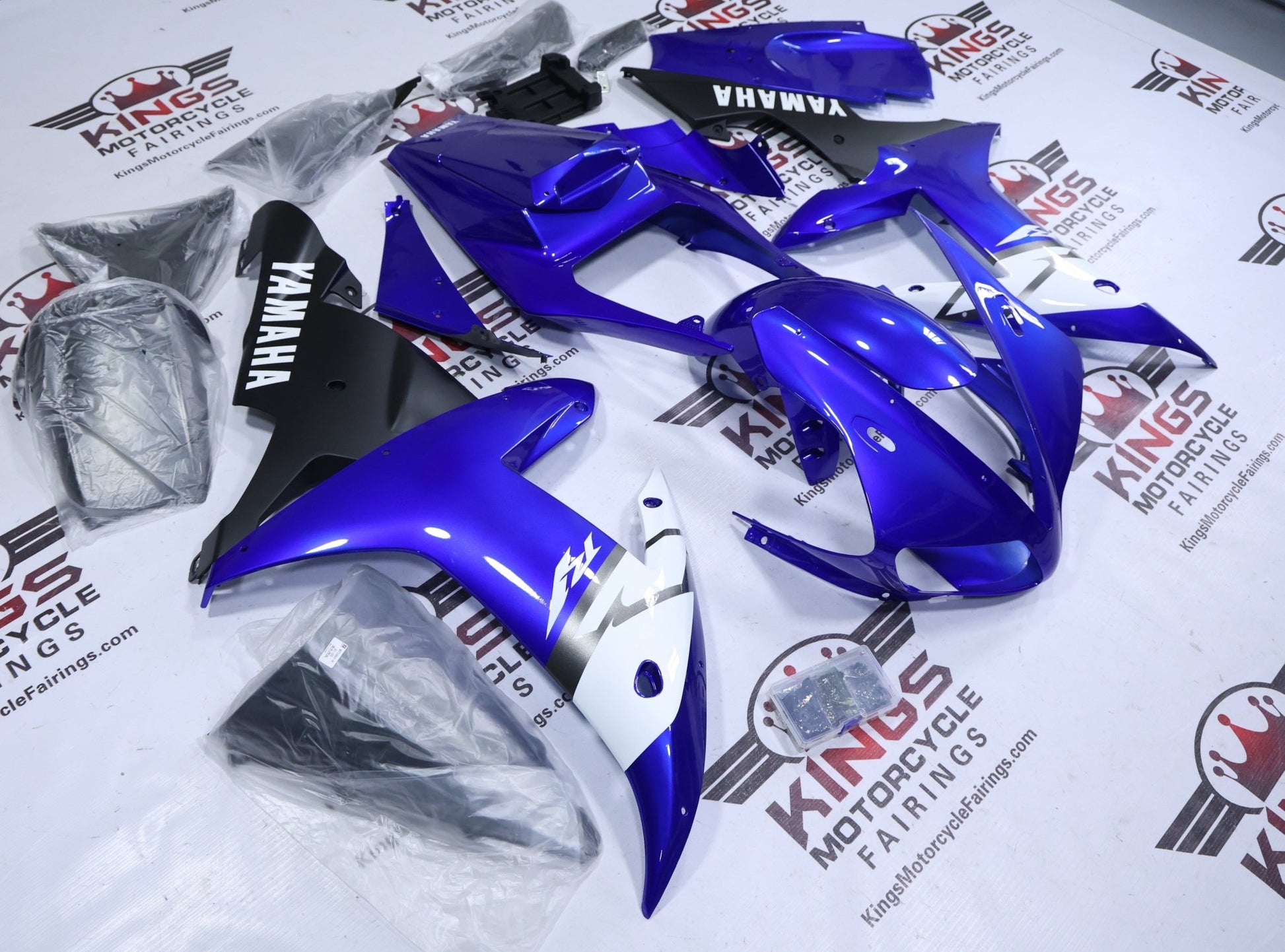 Yamaha YZF-R1 Fairings (2002-2003) Blue, White, Black, Gray at KingsMotorcycleFairings.com