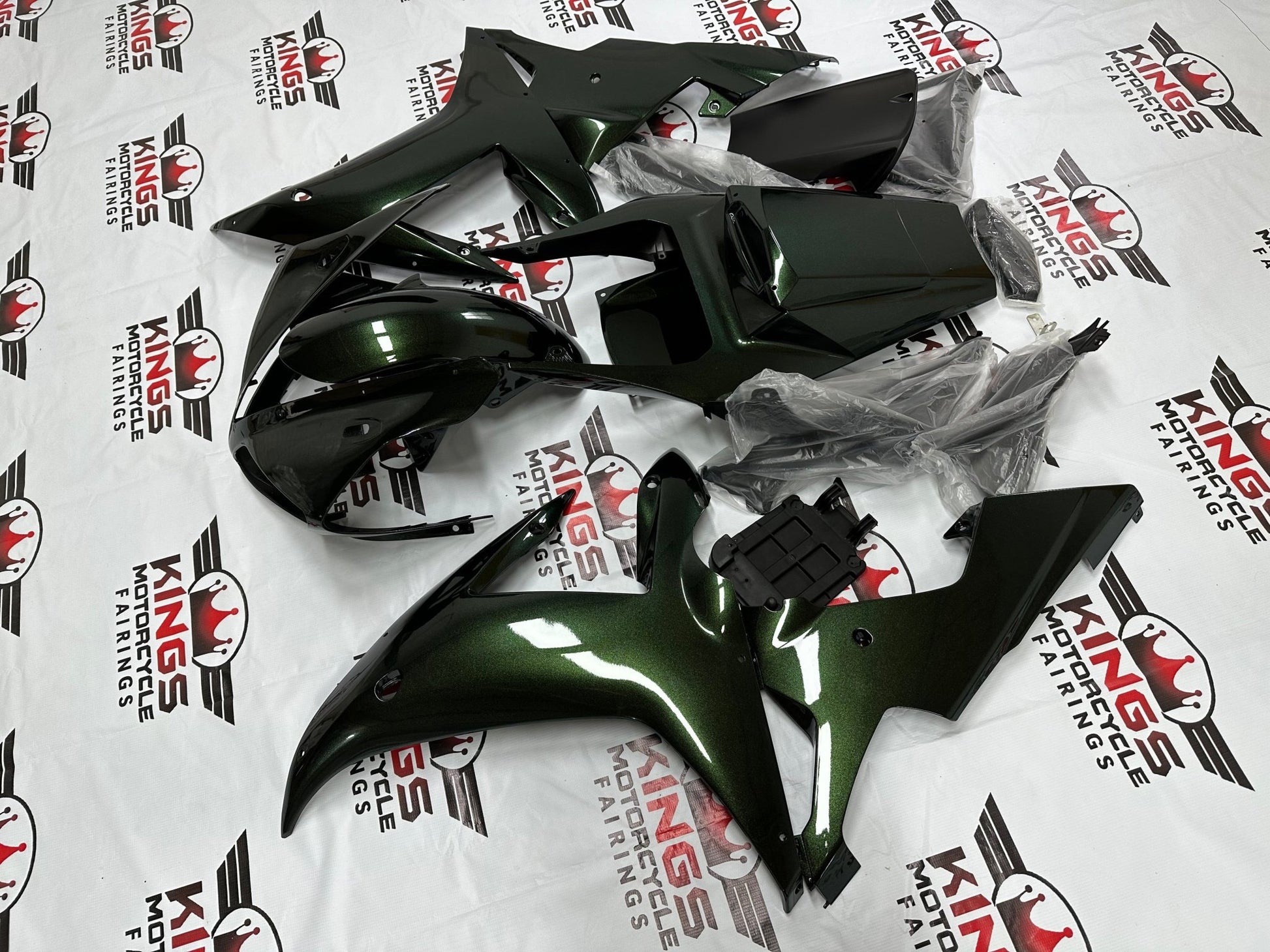 Yamaha YZF-R1 Fairings (2002-2003) Green Metallic at KingsMotorcycleFairings.com
