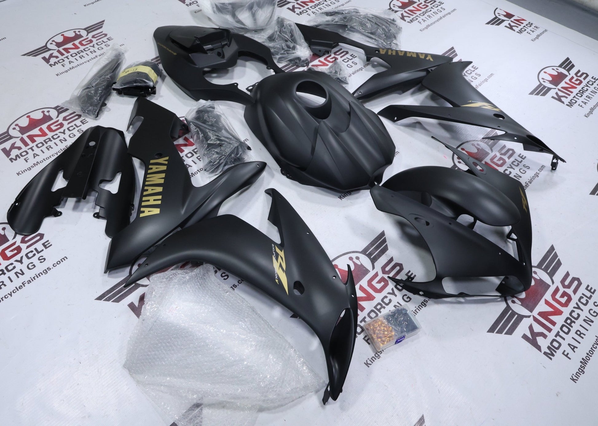 Yamaha YZF-R1 Fairings (2004-2006) Matte Black, Gold from KingsMotorcycleFairings.com