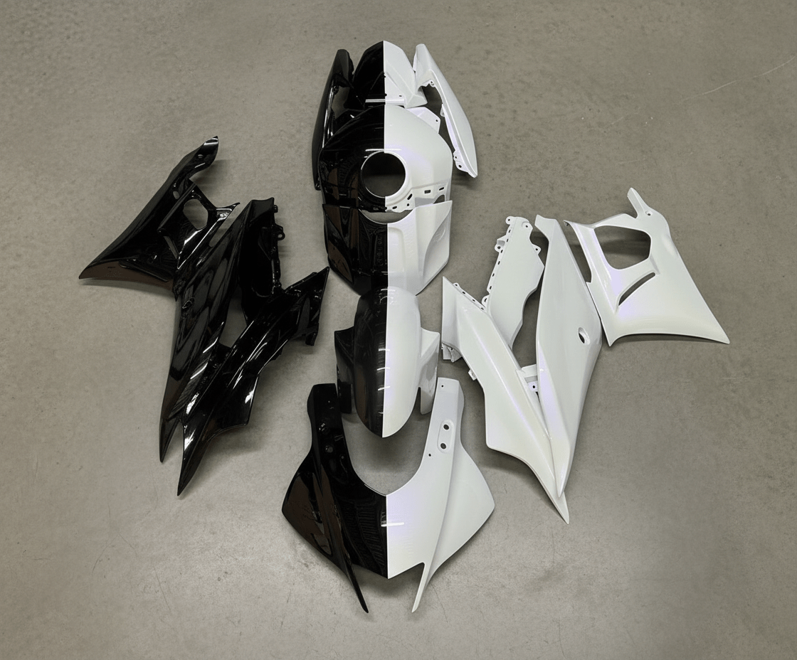Yamaha YZF-R3 Fairings (2019-2021) Black, Pearl White Split at KingsMotorcycleFairings.com