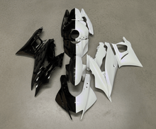 Yamaha YZF-R3 Fairings (2019-2021) Black, White Split at KingsMotorcycleFairings.com