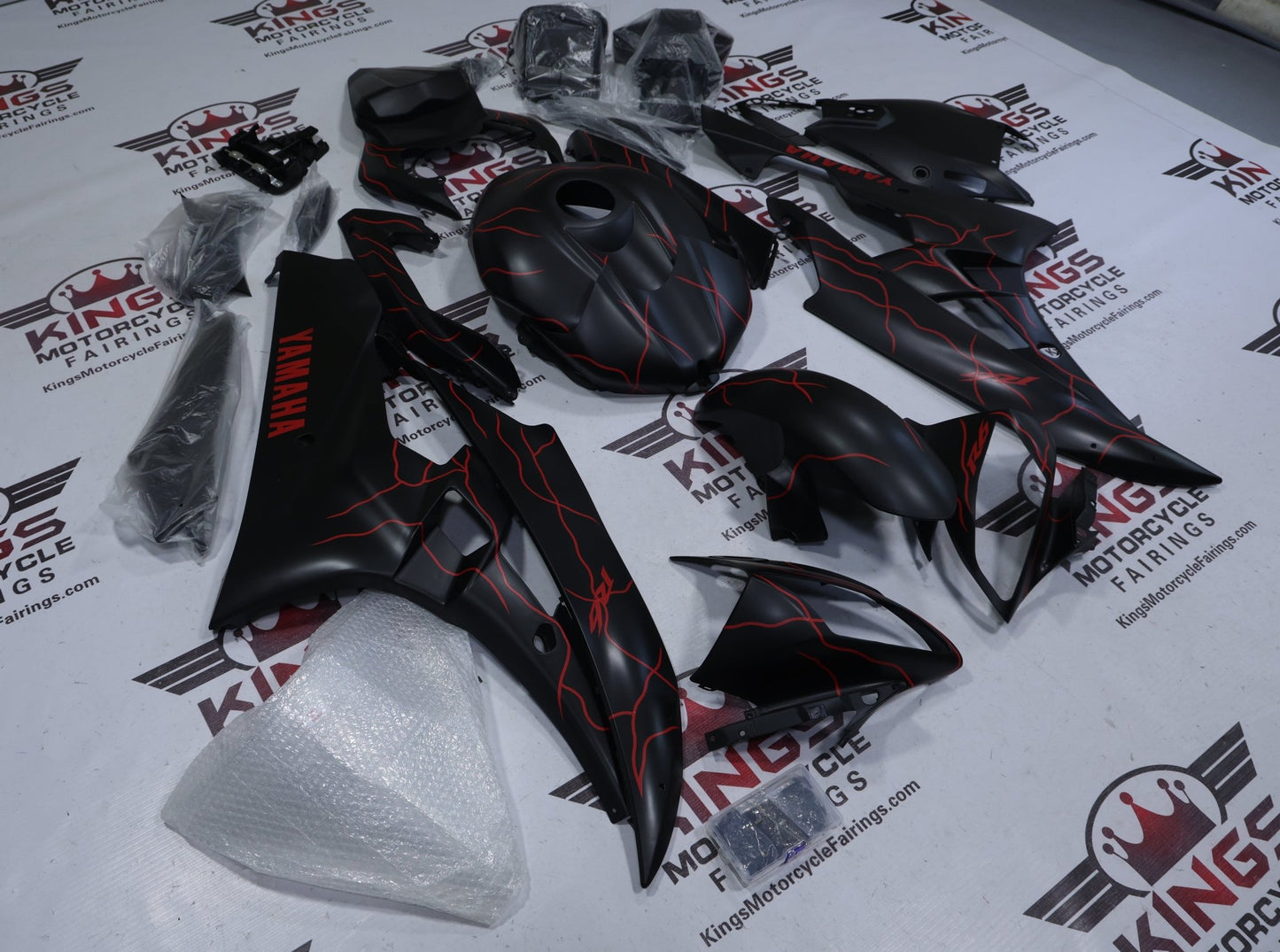 Yamaha YZF-R6 Fairings (2006-2007) Flat Black, Red Lightning at KingsMotorcycleFairings.com