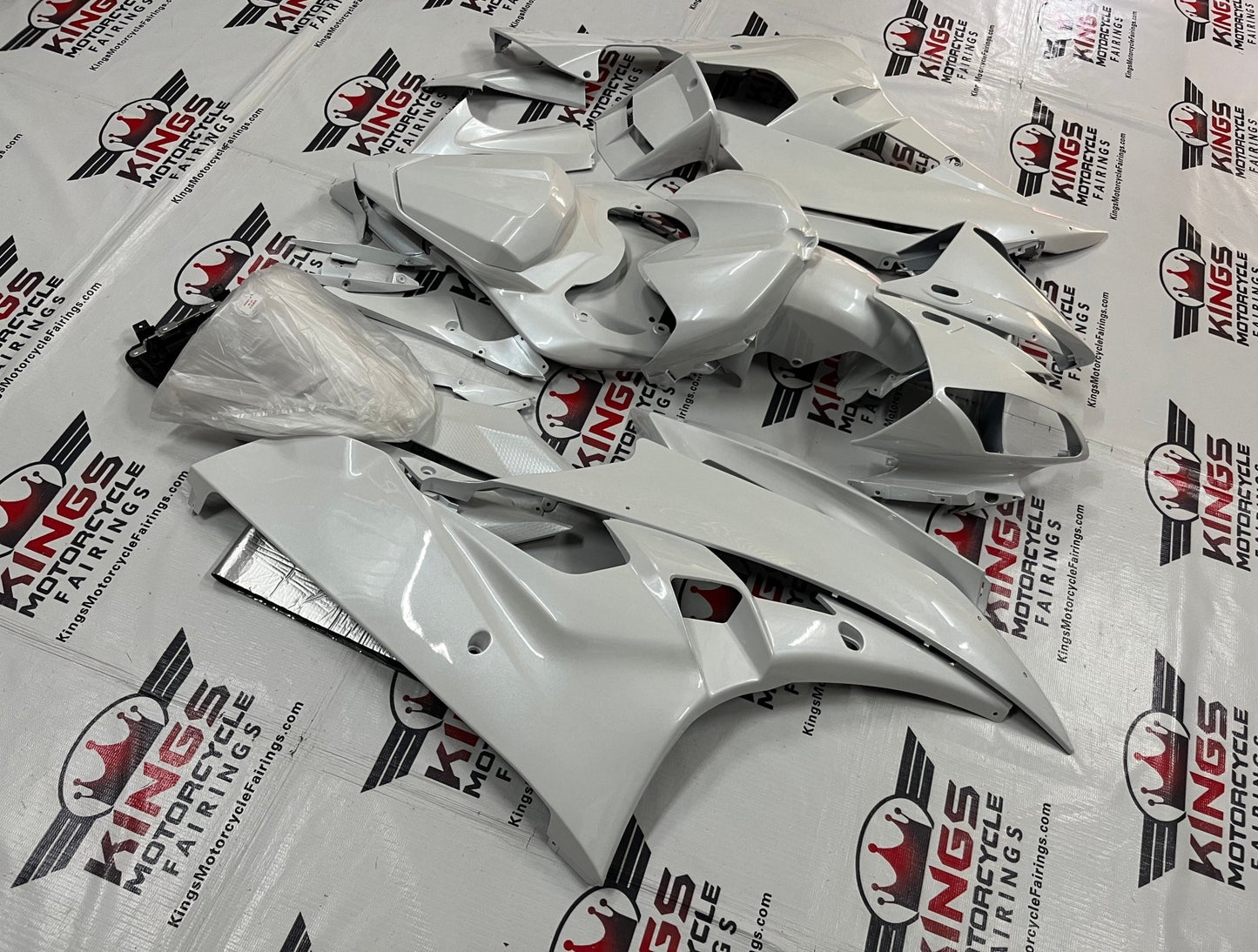 Yamaha YZF-R6 Fairings (2006-2007) Pearl White at KingsMotorcycleFairings.com