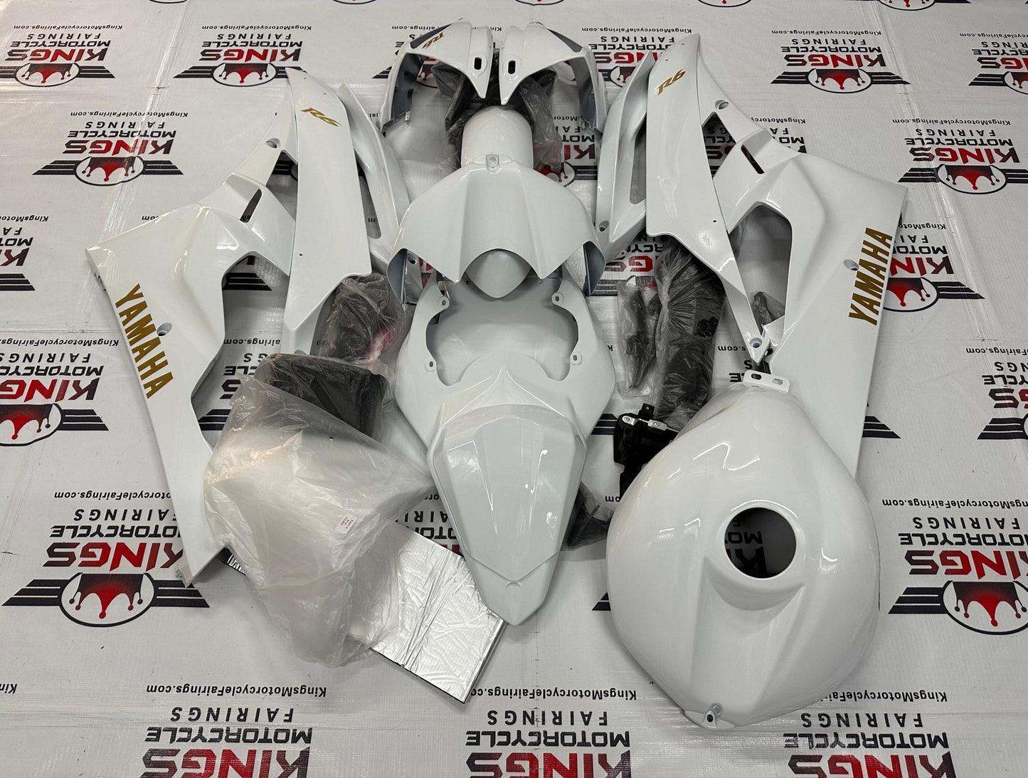 Yamaha YZF-R6 (2006-2007) White & Gold Fairings at KingsMotorcycleFairings.com