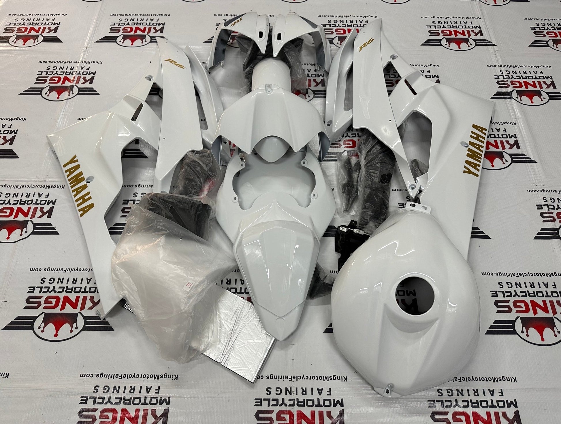 Yamaha YZF-R6 (2006-2007) White & Gold Fairings at KingsMotorcycleFairings.com