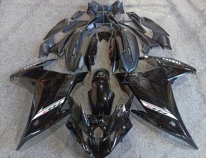 Yamaha FZ6R Fairings (2009-2015) Black from KingsMotorcycleFairings.com