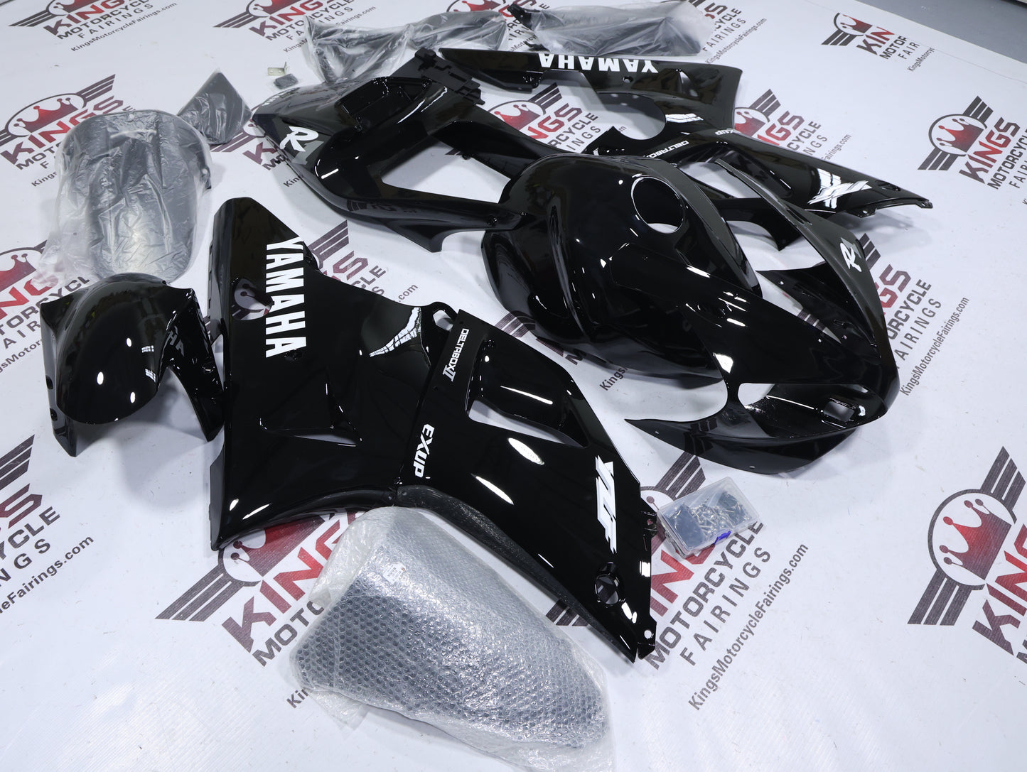 Yamaha R1 Fairing Kit (2000-2001) Black, White from KingsMotorcycleFairings.com