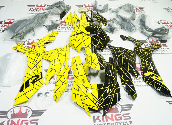 Yamaha R1 Fairing kit (2020-2025) Yellow, Black Split at KingsMotorcycleFairings.com