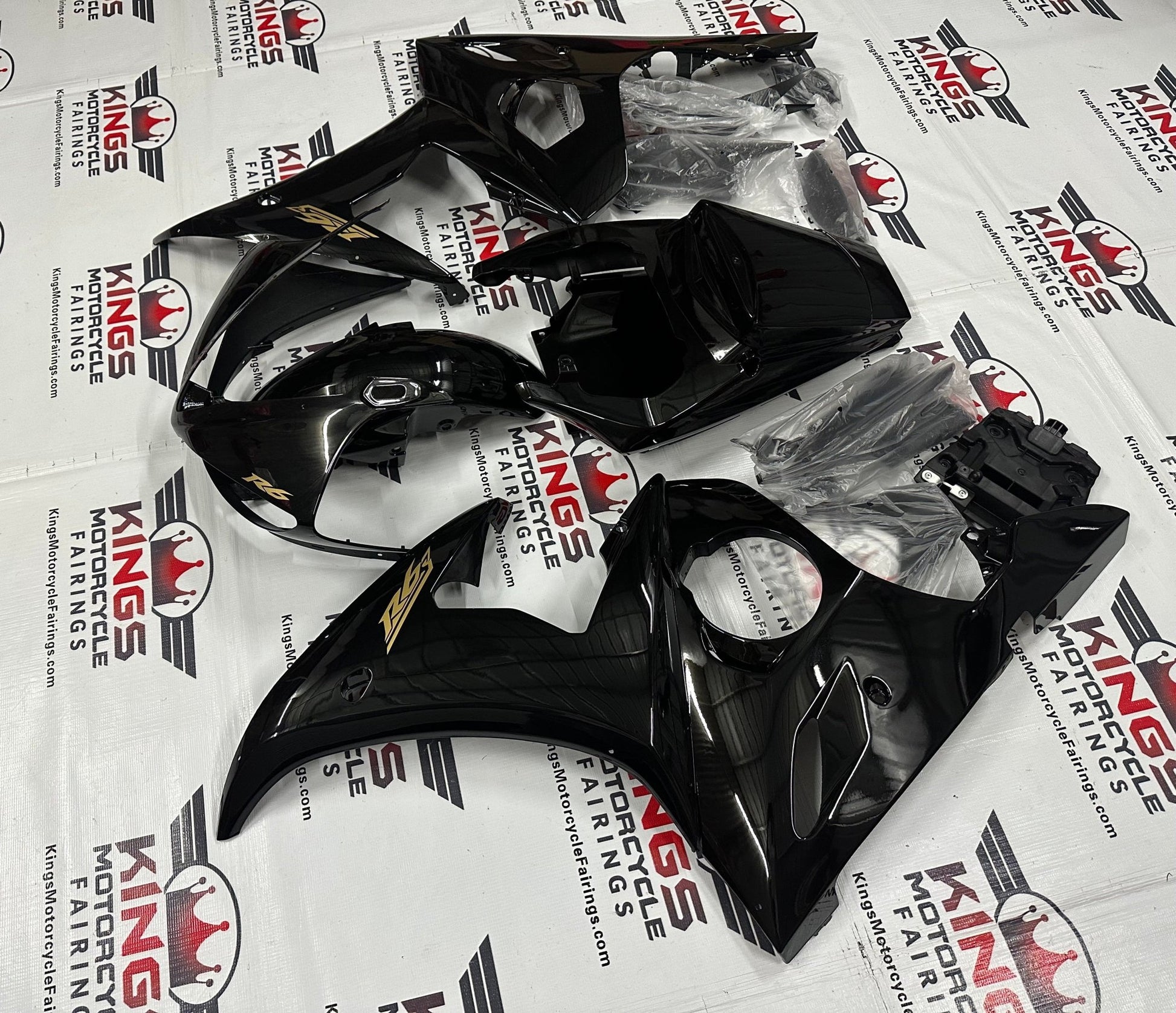 Yamaha R6 Fairing Kit (2003-2004) Matte Black, Gloss Black, Gold at KingsMotorcycleFairings.com