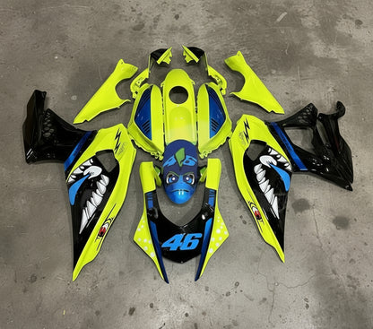 Yamaha R7 Fairings (2021-2025) Yellow, Black Shark at KingsMotorcycleFairings.com
