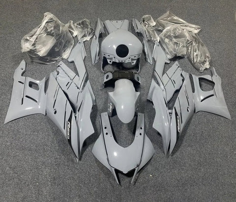 Yamaha YZF-R3 Fairings (2022-2024) Nardo Gray at KingsMotorcycleFairings.com