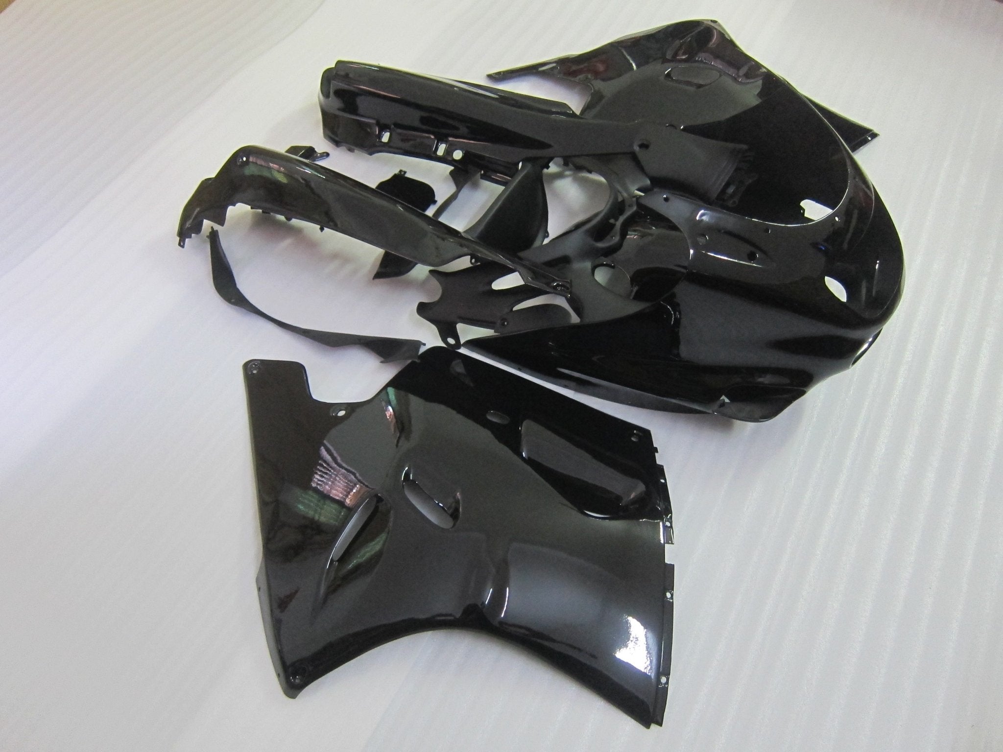 Fairings for Kawasaki ZX11 / ZZR1100 (1993-2001) Black