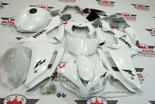 Yamaha YZF-R1 (2007-2008) Pearl White & Metallic Black Fairings