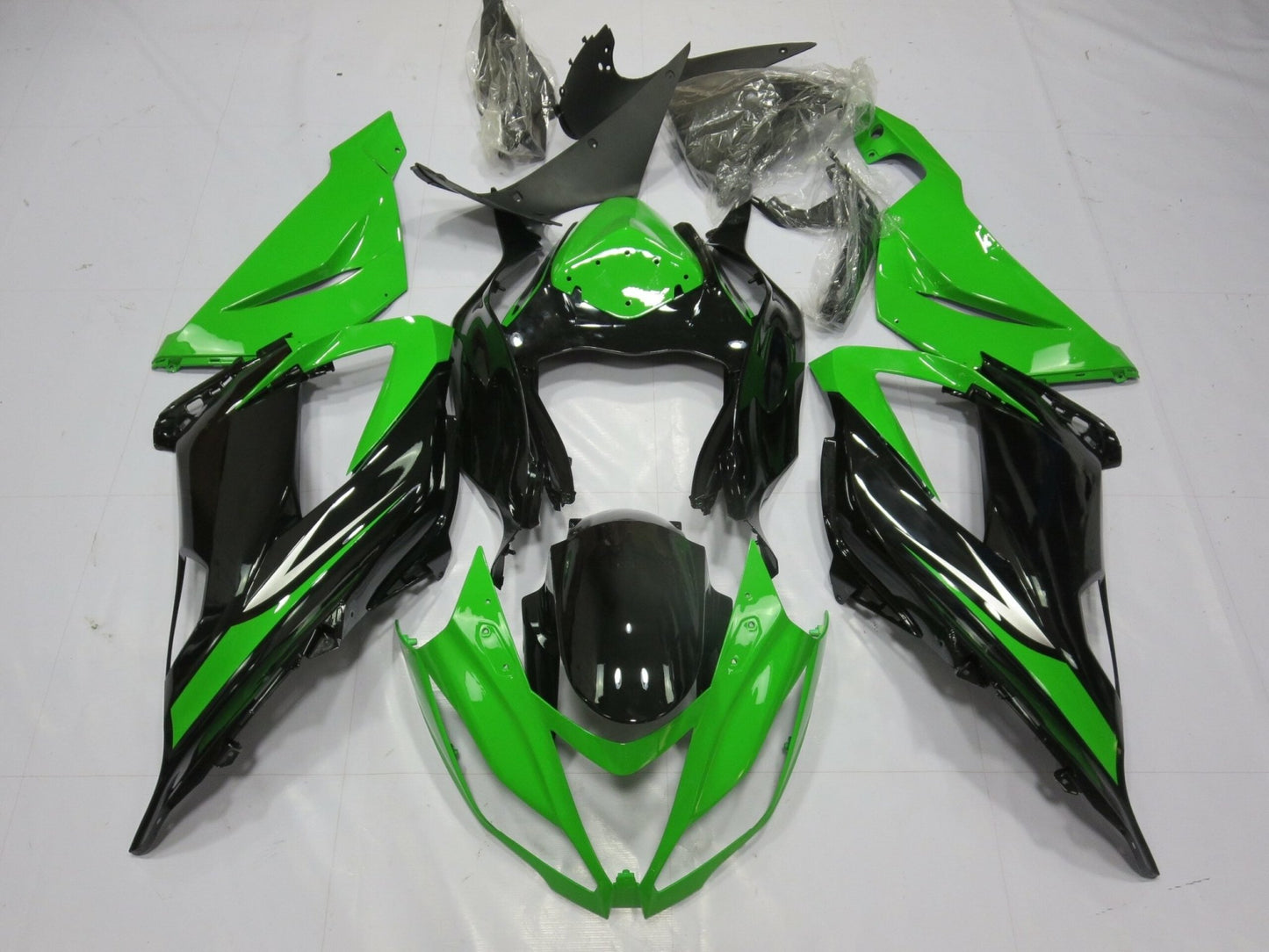 Green, Black and Silver Fairing Kit for a 2013, 2014, 2015, 2016, 2017 & 2018 Kawasaki ZX-6R 636 motorcycle