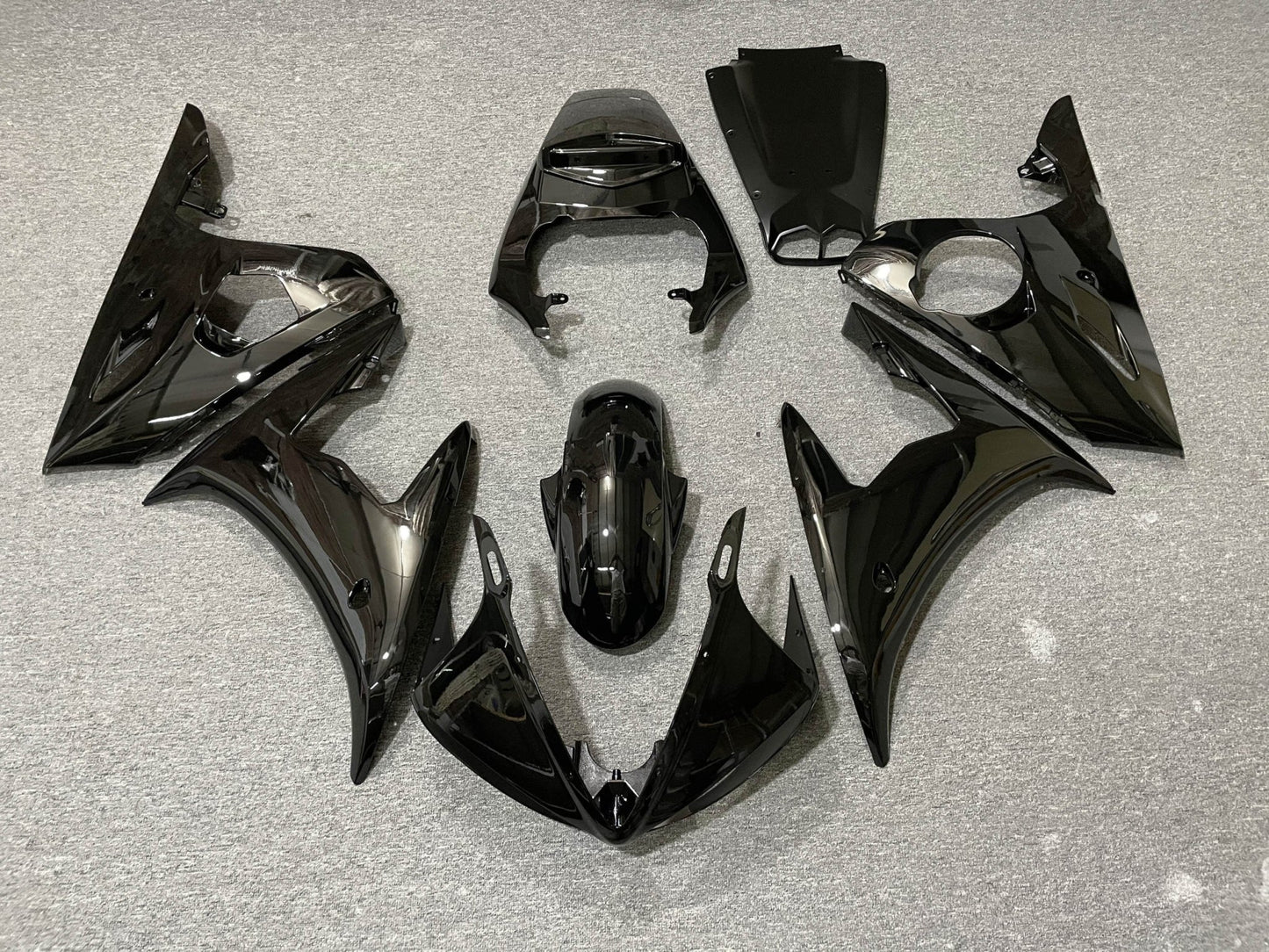 Black Fairing Kit for a 2005 Yamaha YZF-R6 motorcycle