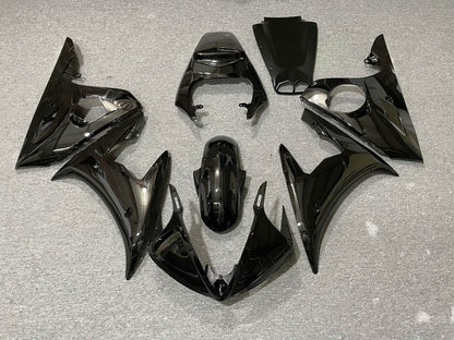 Black Fairing Kit for a 2005 Yamaha YZF-R6 motorcycle