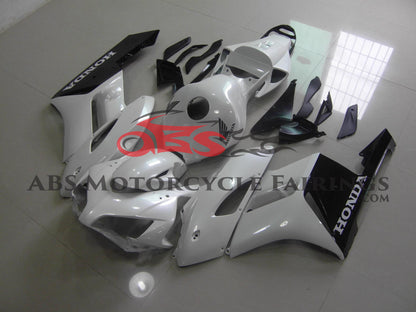 Honda CBR1000RR Fairings (2004-2005) Pearl White, Black at KingsMotorcycleFairings.com