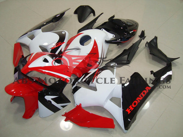Honda CBR600RR (2005-2006) White, Red & Black Fairings