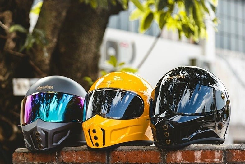 Motorcycle Helmet, Yellow Iron King & Silver Visor