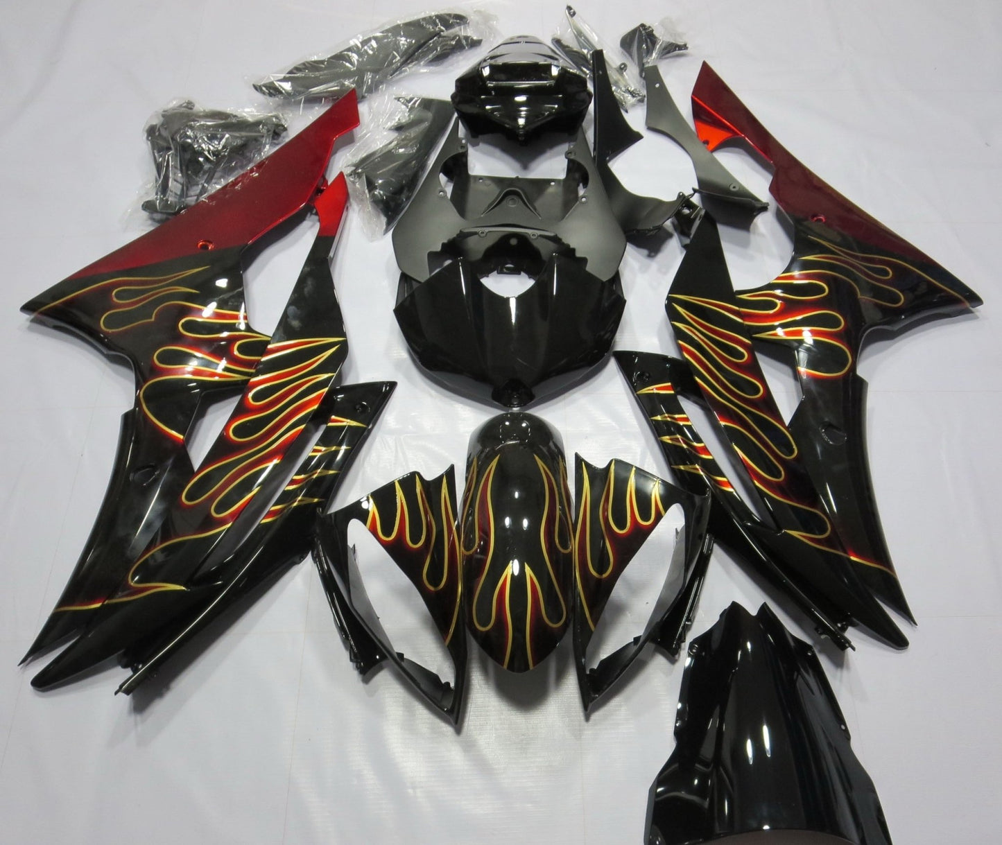 Yamaha YZF-R6 (2008-2016) Black, Gold & Red Flame Fairings